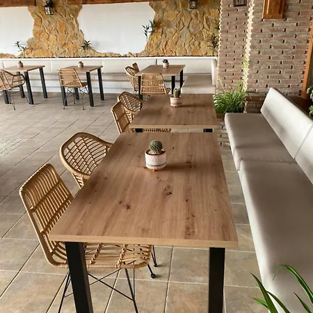 Alhanda Apartment *